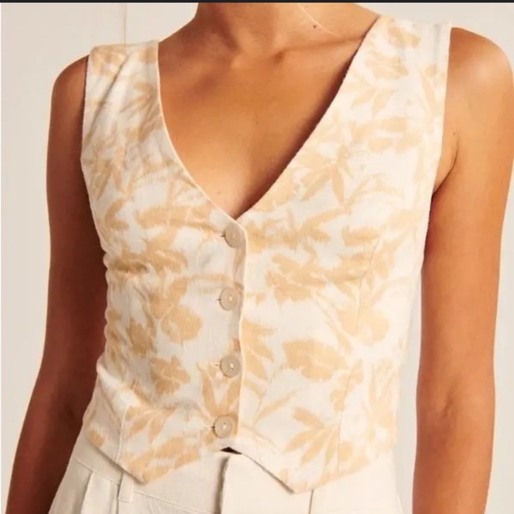Abercrombie & Fitch Linen Blend Vest Top